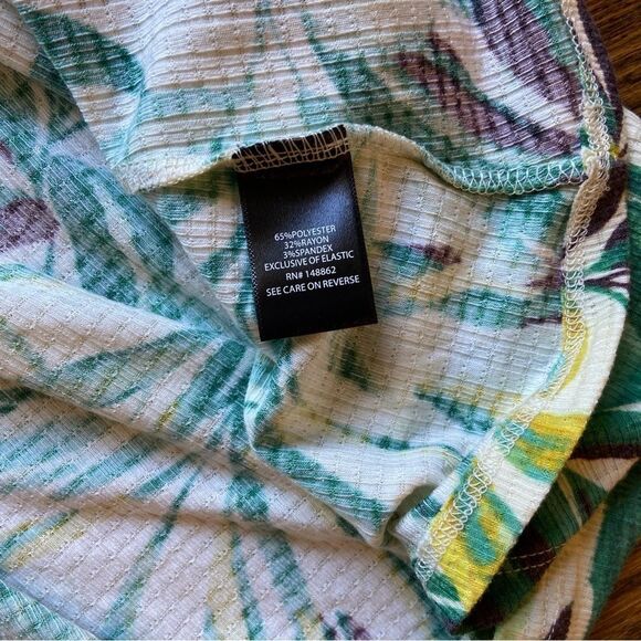 Torrid Textured Knit Surplice Puff Sleeve Babydoll Top 4 boho tropical NWT - Picture 5 of 10